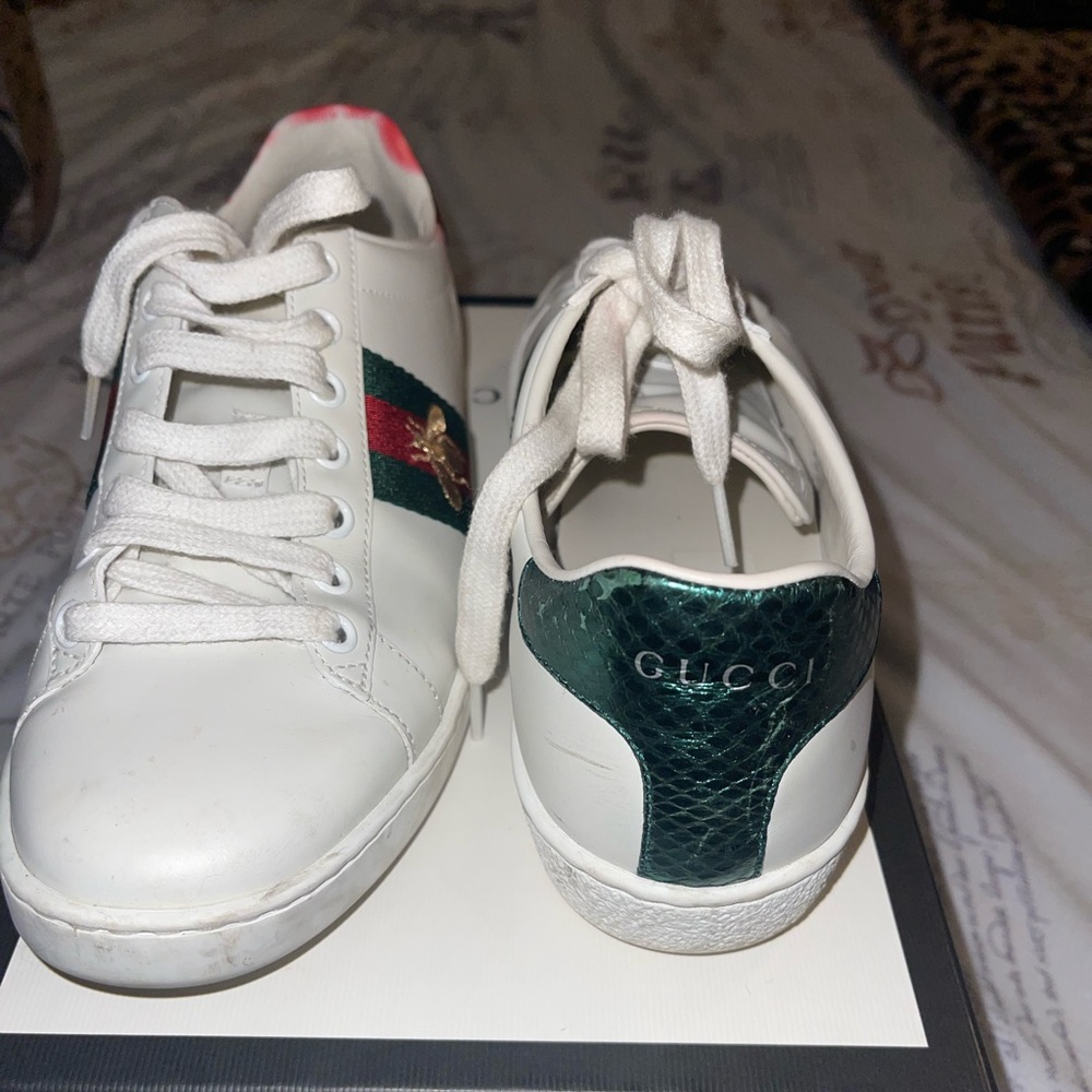 Like new! Wore 3x’s I have fat feet, hurts my pinky toe.
